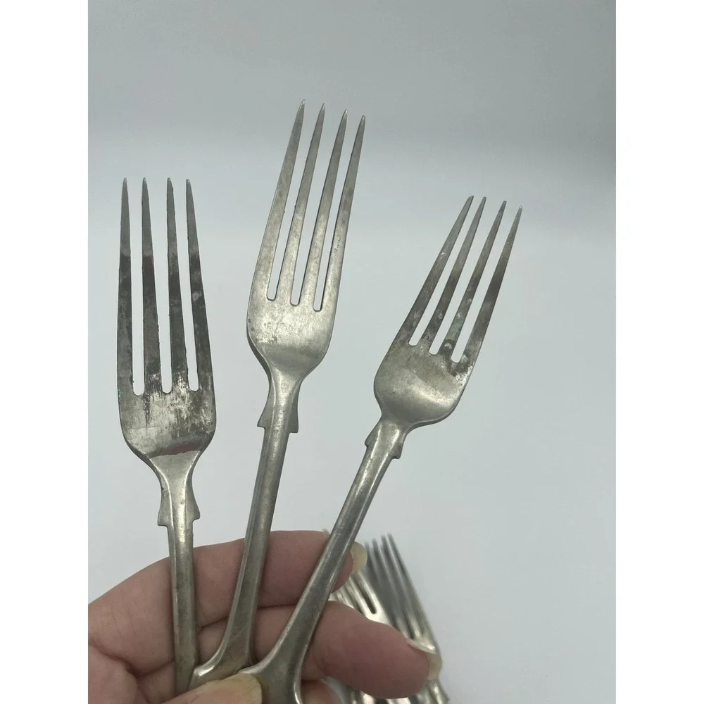 Vtg Silvera Nevada Silver Fiddle Tipped Pattern Lot of‎ 13  Silverplate Forks